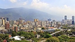 <b>4. </b>لماذا تعتبر العاصمة الفنزويلية كراكاس من أخطر مدن العالم؟