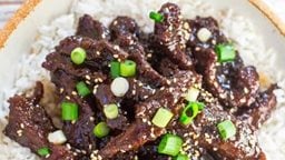 How to Prepare Popular Chinese Mongolian Beef Dish