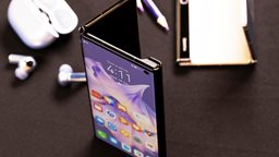 We tried and loved the new HUAWEI Mate Xs 2 the Ideal Foldable phone - it's Ultra-Light, Ultra-Flat, Super Durable