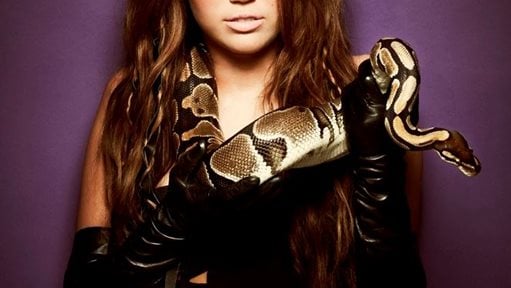 Beautiful women photo shoots with snakes!