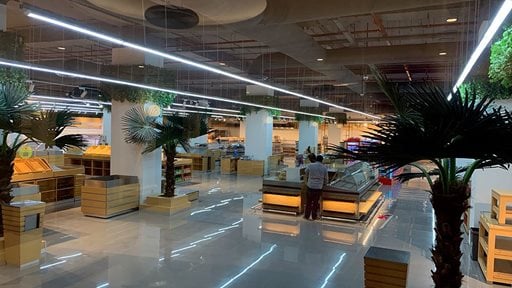 Saveco Supermaket and Mobile 2000 Now Open in Avenues Mall