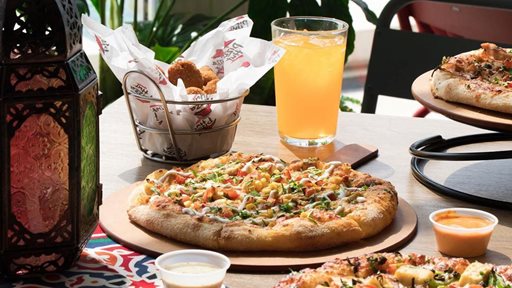 عرض بوفيه افطار مطعم بيتزا هت خلال شهر رمضان 2019