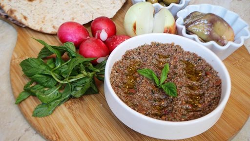 How to prepare Lebanese Kammounet Banadoura