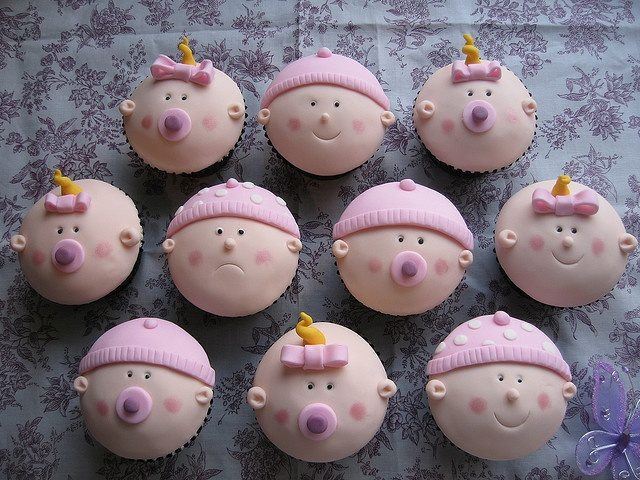 Cute cupcake ideas for a baby shower