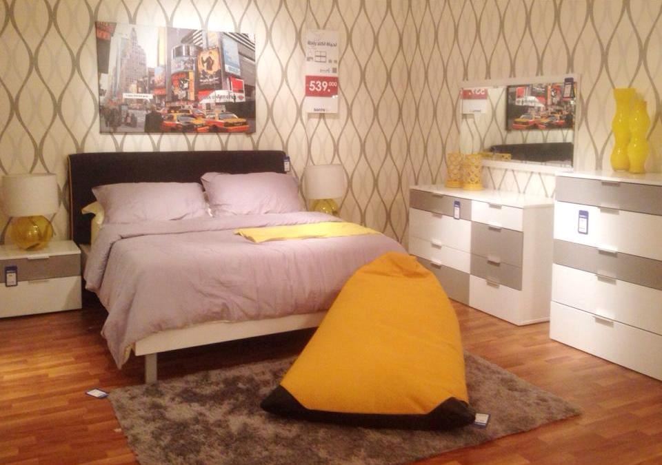 Bedroom composed of: (bed + clothes closet or wardrobe + 2 side bed-tables + dresser + drawers closet)