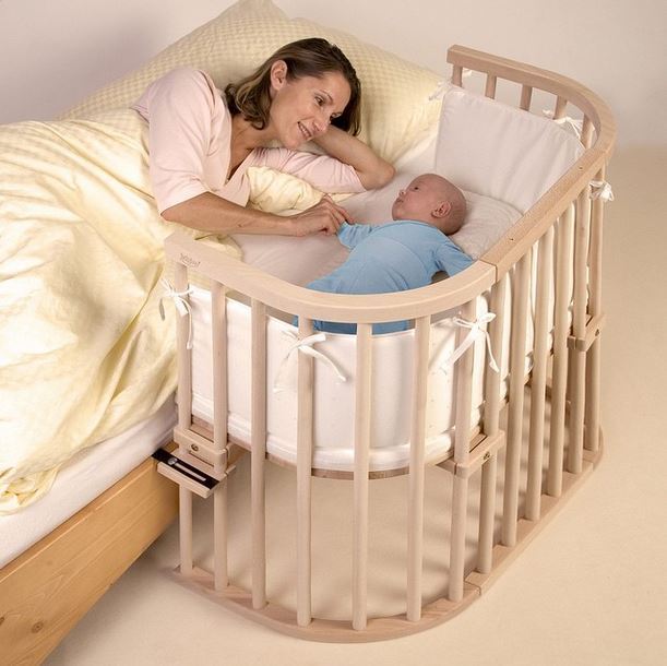 اليكم السرير الرائع العملي والمريح للأم ولطفلها الرضيع