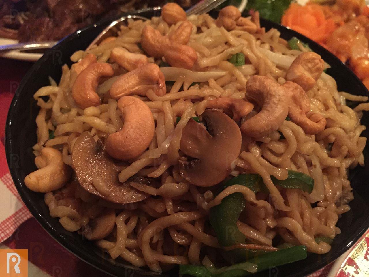 Mushroom Cashew Noodles
