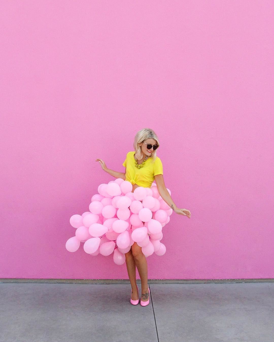 5 Creative Colorful Photos made with Balloons