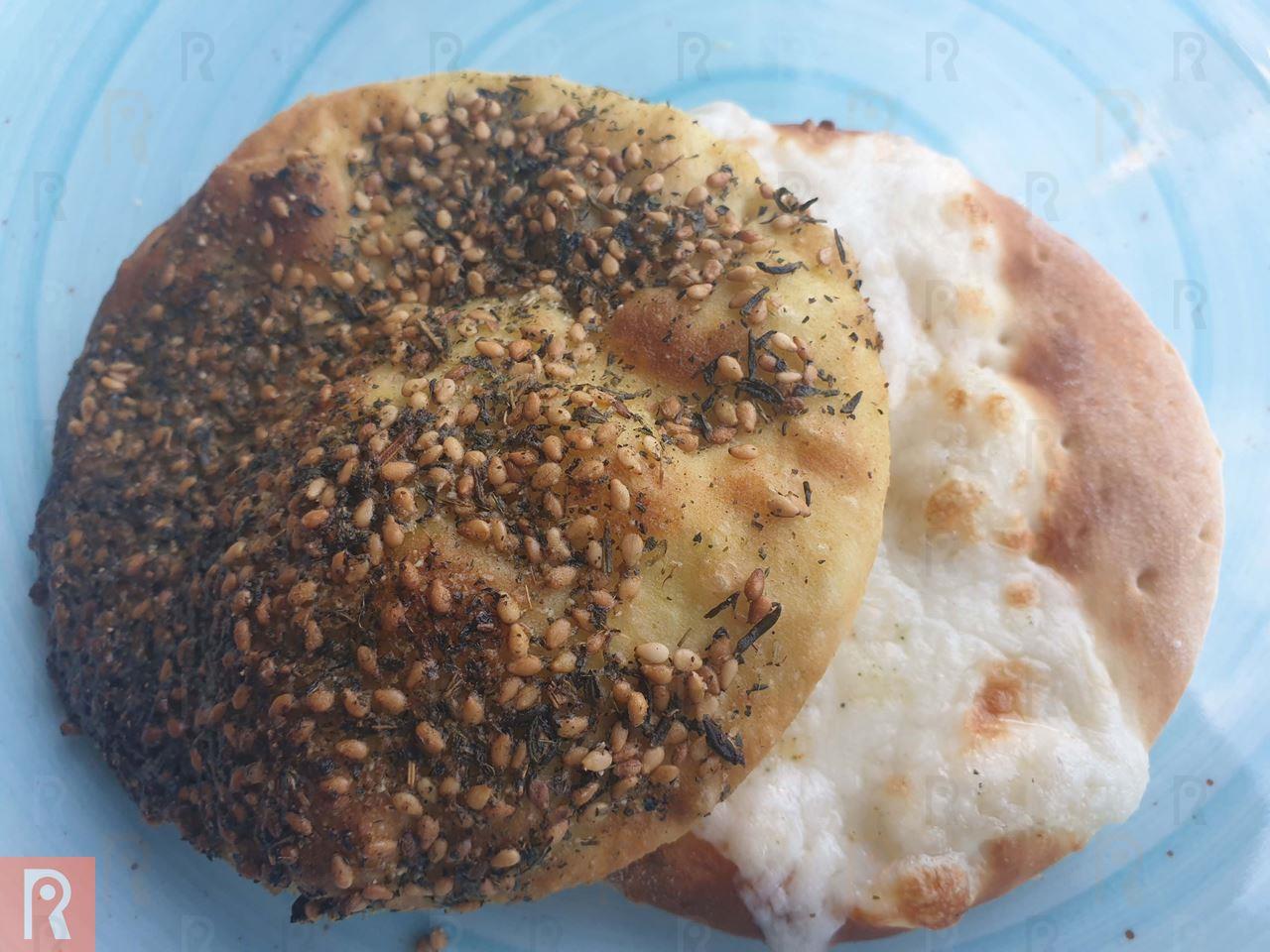 فطور لبناني في مطعم ميجانا على شارع الخليج العربي