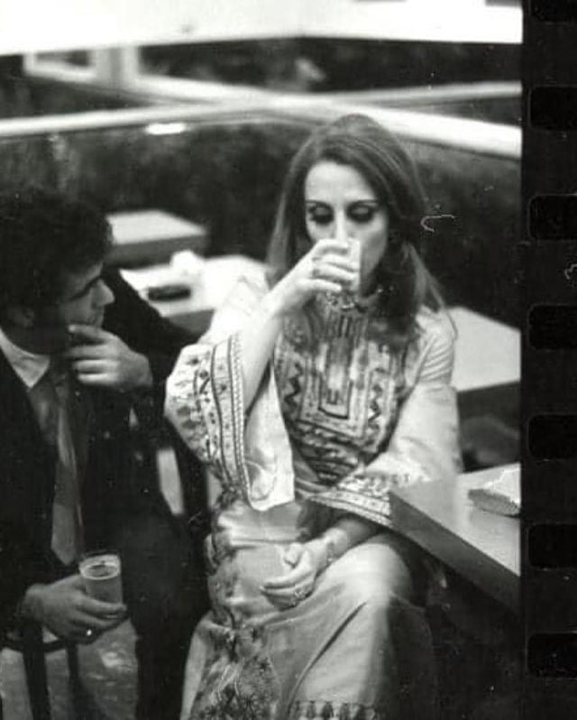 Unique Photos for Legendary Singer Fairouz back in Year 1971