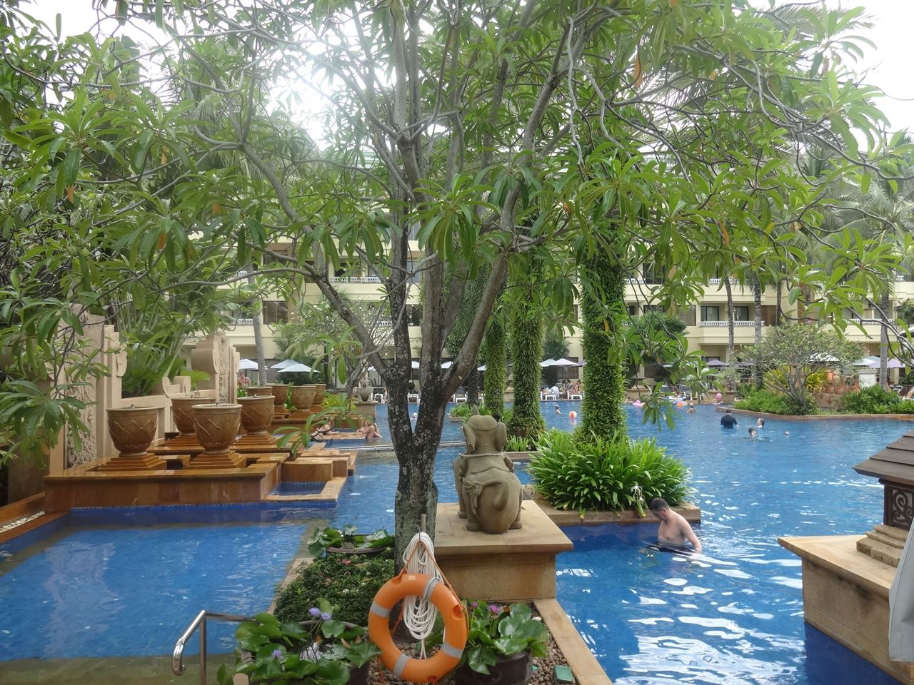 تجربتنا في 4 فنادق في بوكيت تايلاند