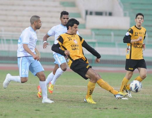 Qadsiya and Salmiya meet in Al Amir's cup final match