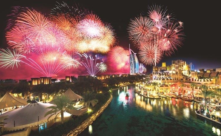فنادق ومنتجعات "مجموعة جميرا" في دبي تستقبل العام الجديد بباقة عروض جذابة
