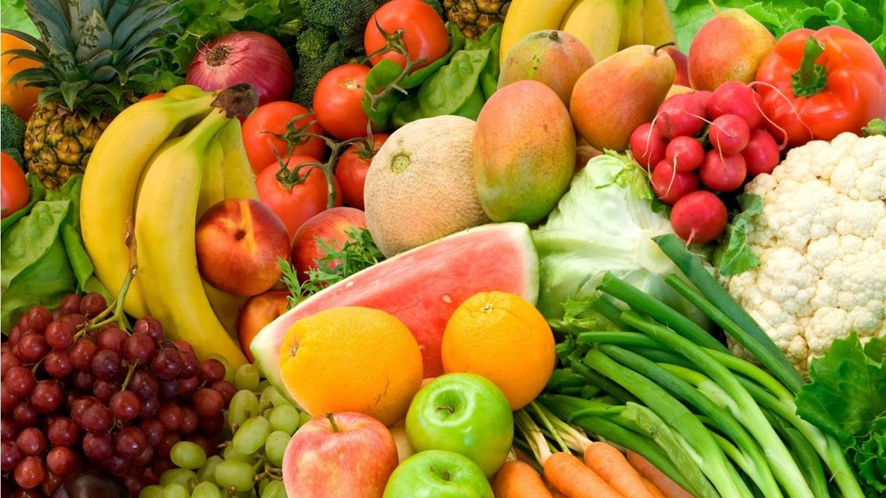دراسة: عدم تناول كميات كافية من الفواكه والخضروات أثناء الحمل يجعل طفلك مهددا بالزهايمر
