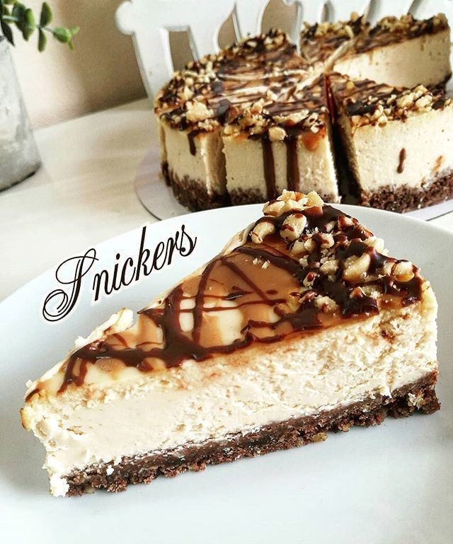 How to Prepare Snickers Cheesecake at Home