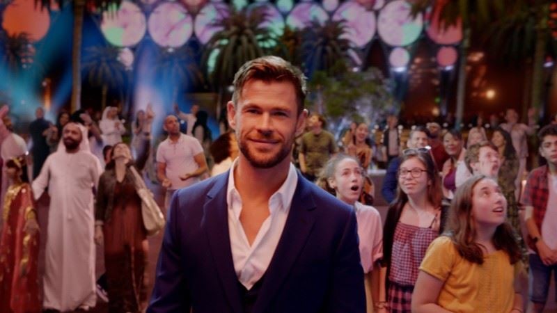 Emirates partners with Chris Hemsworth in Campaign for Expo 2020 Dubai