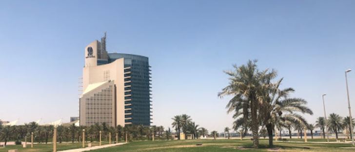 صورة الغلاف لـ شاطئ الشويخ - الشويخ - العاصمة، الكويت
